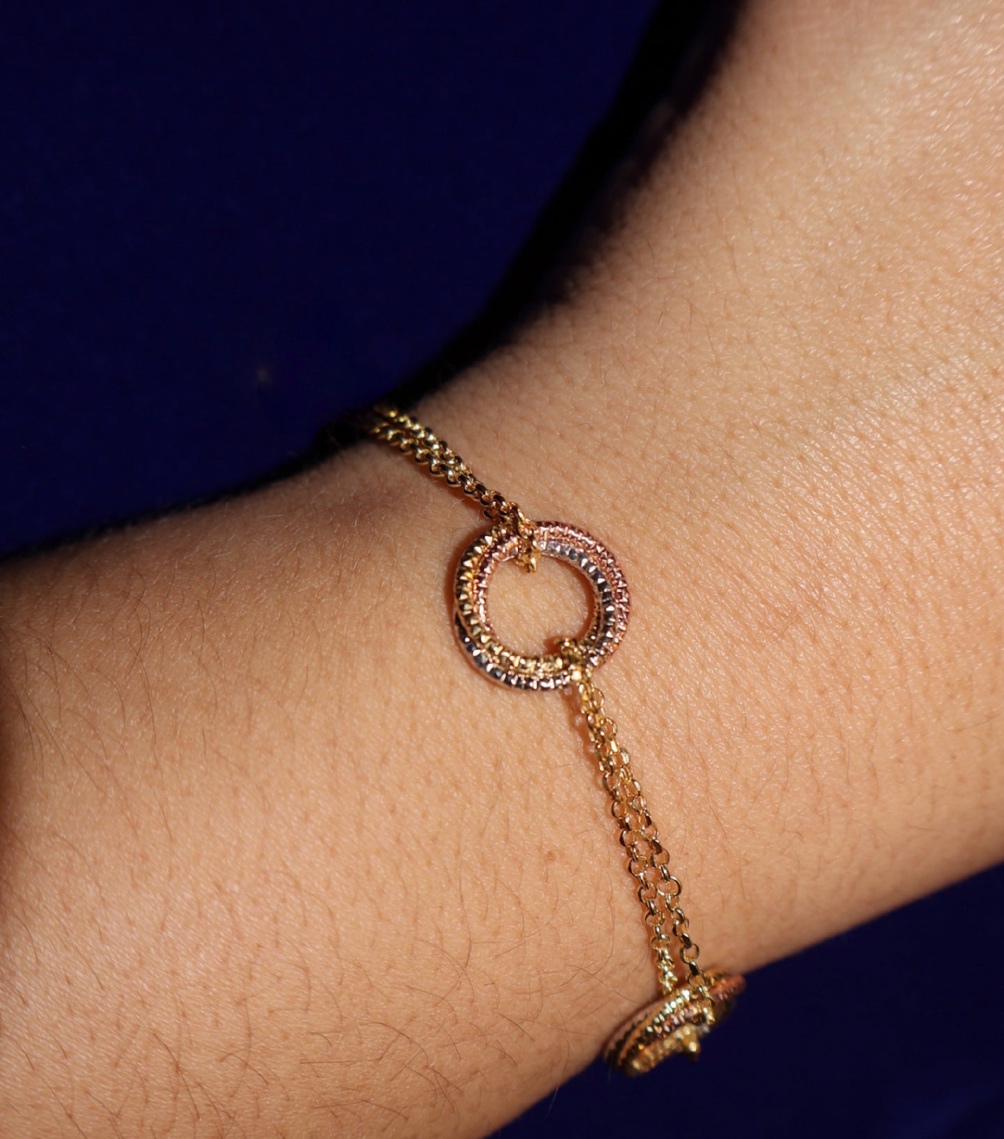 14k Three tone love knot bracelet